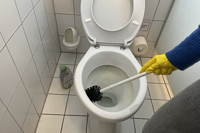 Bad reinigen mit System Tipps Bilder