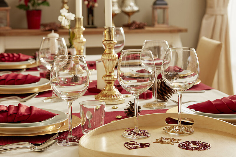 Weihnachtliche Glasmarker selber basteln