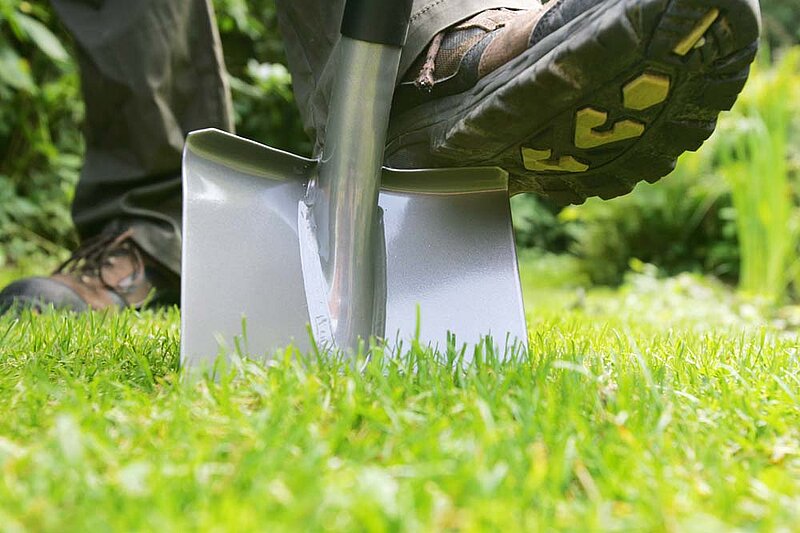 Boden im Garten umgraben