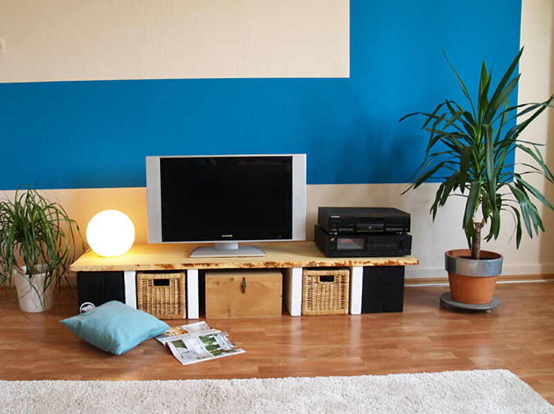 Rustikales TV-Board bauen