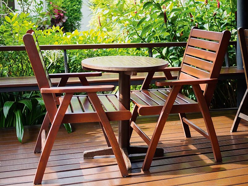 Gartenmöbel lackieren