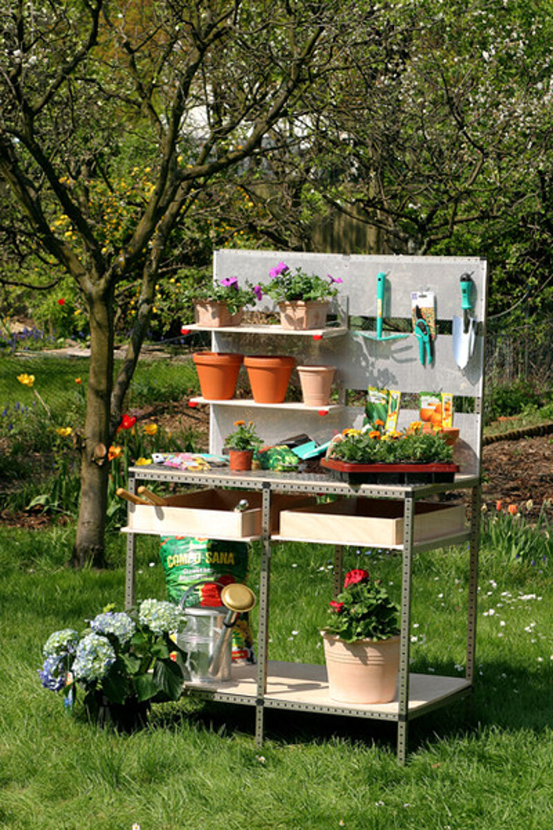 Pflanztisch für den Garten