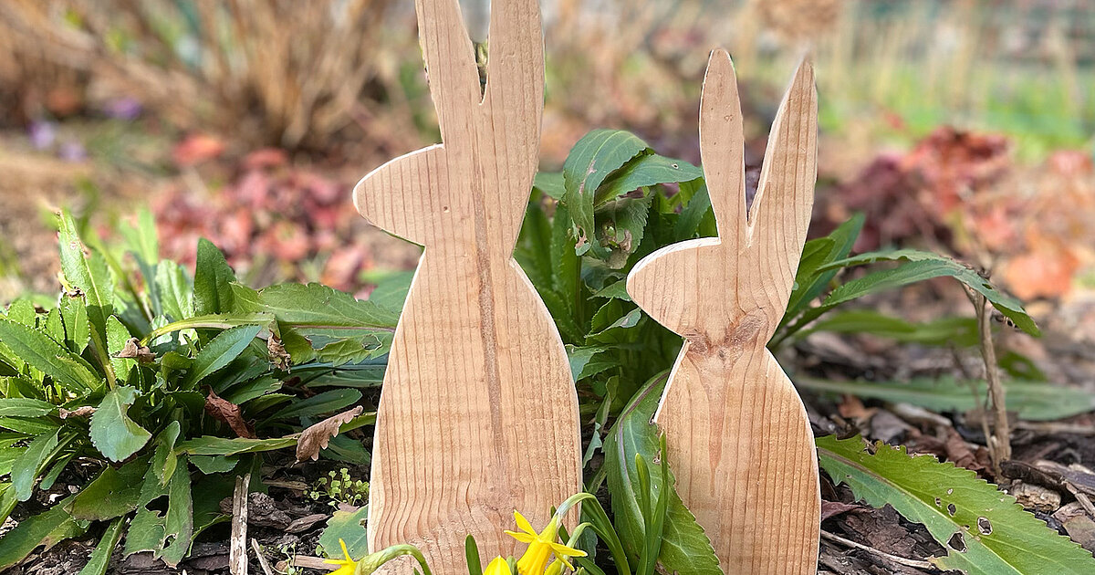 Hasen Osterdeko aus Holz bauen