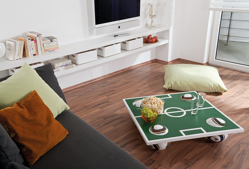 Fußballtisch im Wohnzimmer